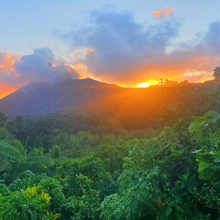 Island Paradise Bungalows Lenkuru Bagian luar foto